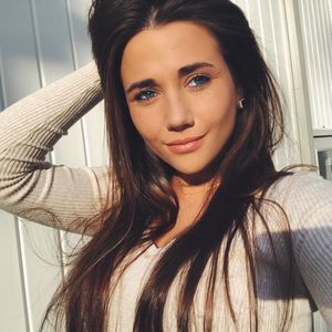 Meet your Posher, Kara